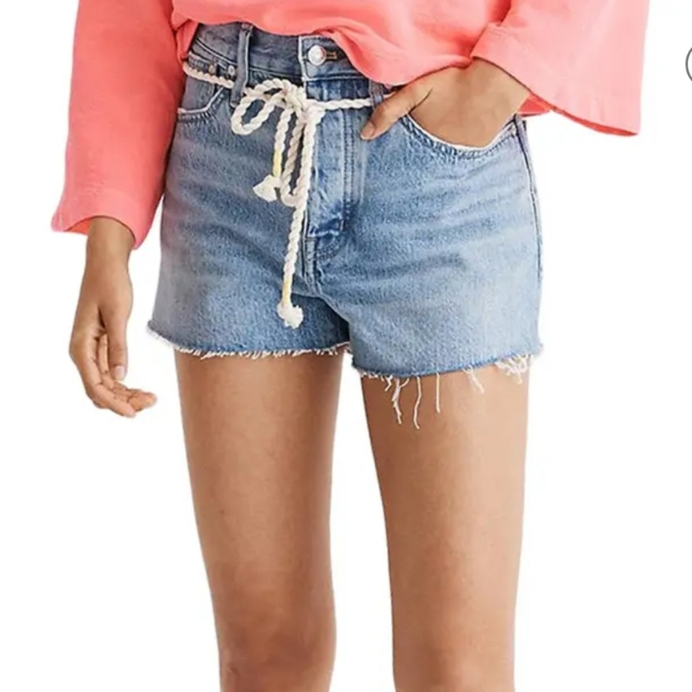 Madewell Relaxed Denim Shorts in Kingshill W…